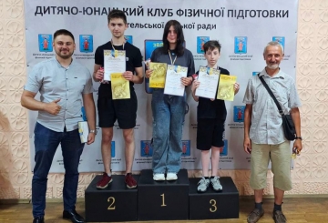 Відбулася першість зі швидких шашок до Дня Конституції України