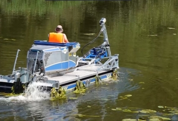 Самохідна установка-амфібія «Truxor» відпрацювала на Случі понад 100 мотогодин