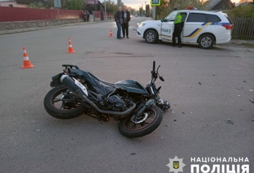 Звягельські слідчі шукають свідків ДТП, в якій загинув 19-річний мотоцикліст
