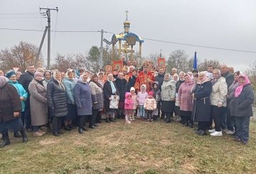 Храмове свято та День села в Наталівці: освячення хреста-оберега на захист воїнів