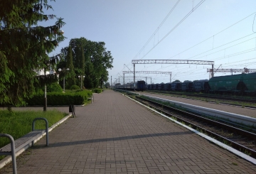 На залізничному вокзалі Звягеля світло буде. Але робота кас і оголошення — під питанням