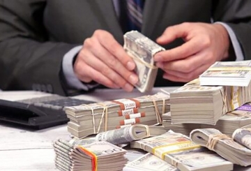 У Звягелі — 33 офіційних мільйонери