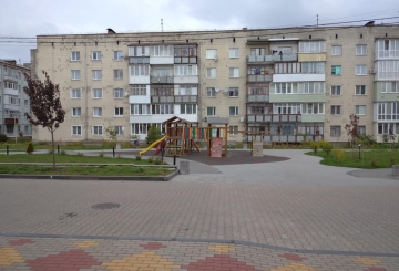 Чи була корупція? Сквер на площі Лесі Українки частково облаштували за благодійні кошти