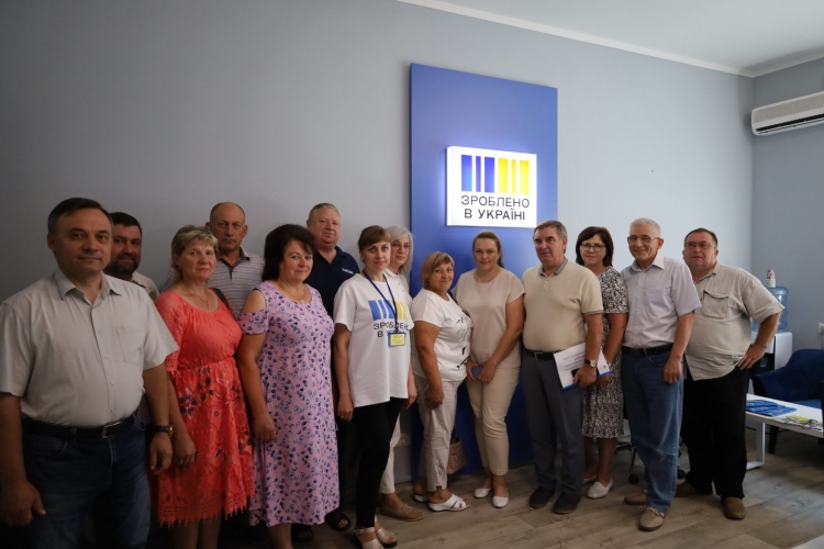 Зустріч у Звягельській філії Житомирського обласного центру зайнятості: соціально-економічні програми для жителів громади