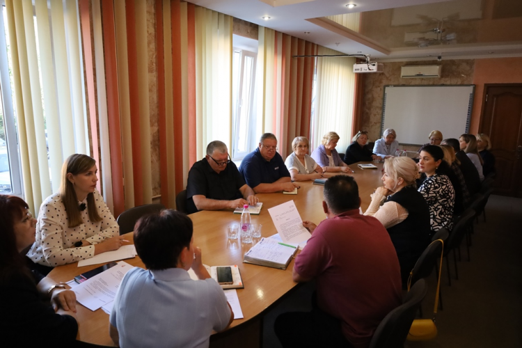 Обговорено безпековий компонент освітнього процесу з керівниками закладів загальної середньої освіти громади