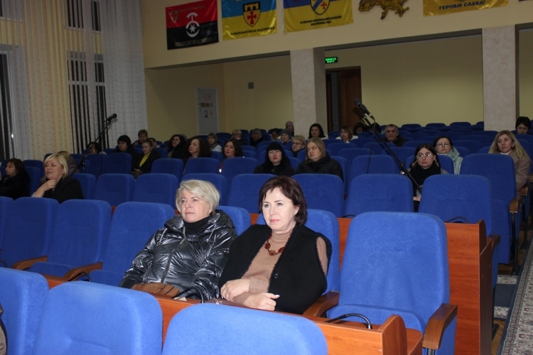 Громадське обговорення Програми соціальної підтримки ВПО у Звягельській громаді на 2025 рік