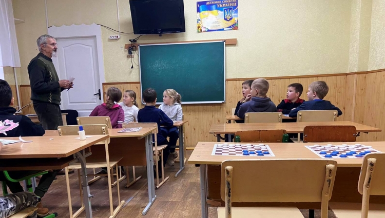 Відбулася відкрита першість ДЮКФП зі швидких шашок до Дня Святого Миколая