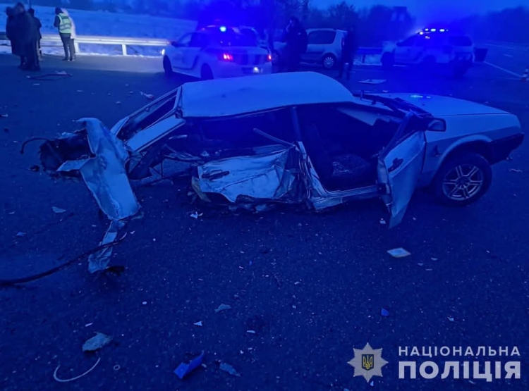 Поблизу Броників сталася ДТП: пасажирка автомобіля загинула, а водій отримав травми