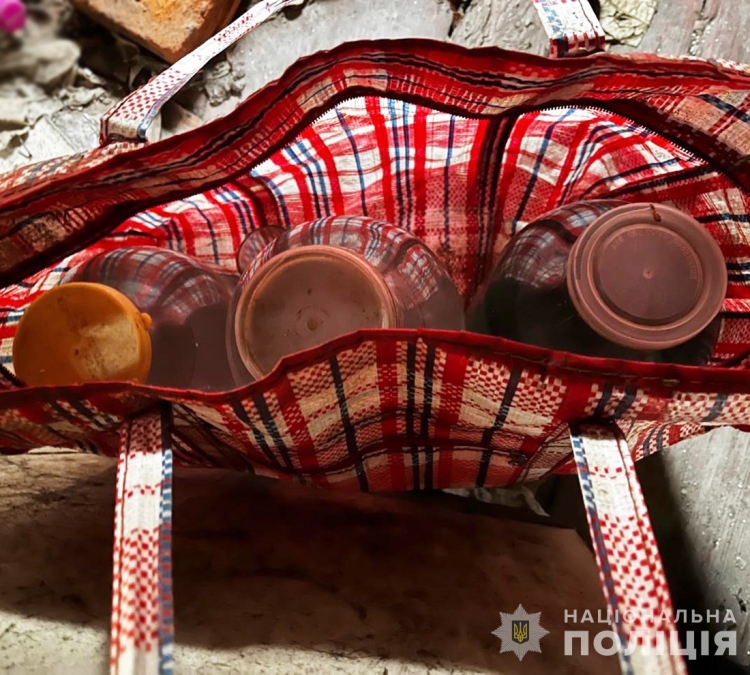 Убив пенсіонера за… декілька банок горілки
