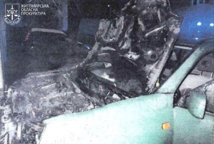 Підпал автомобіля військового ЗСУ — 18-річного житомирянина взяли під варту без застави