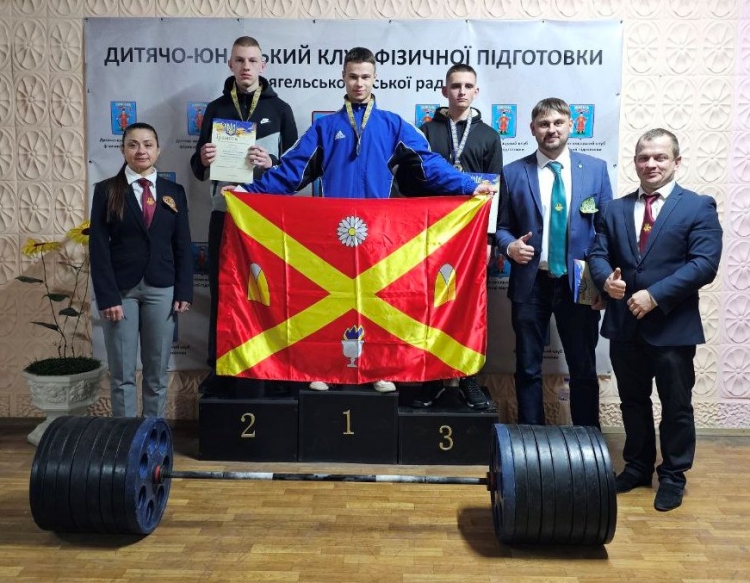 Відкритий чемпіонат Житомирської області з класичного пауерліфтингу — історична подія для Звягеля!
