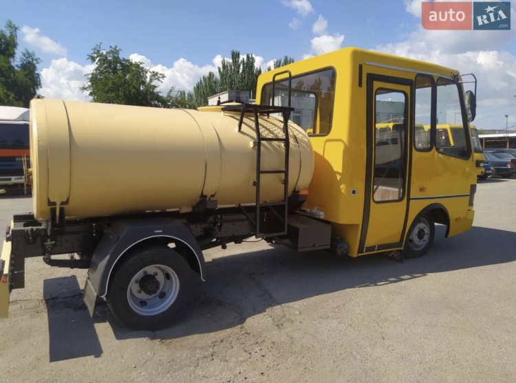 Затверджено дизайн маршрутки, яка курсуватиме вулицею Медичною