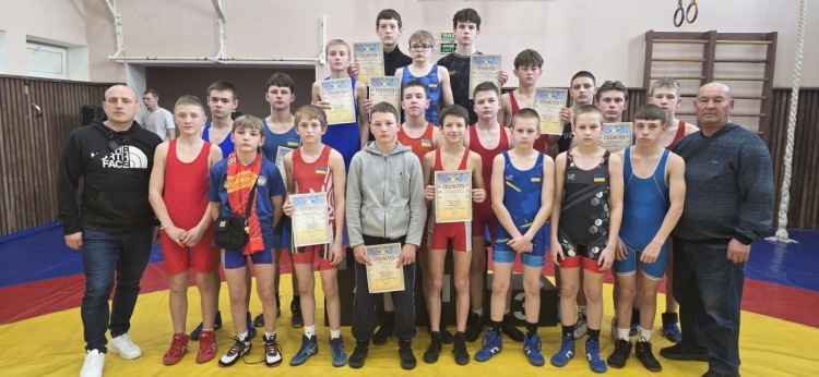 Звягельські борці здобули десять медалей на чемпіонаті області