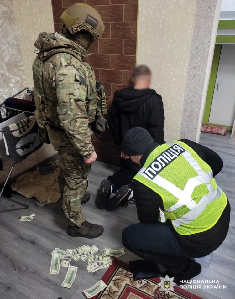 Поширював «злодійські традиції», пограбував та вимагав гроші у пораненого захисника — додаткові підозри рецидивісту