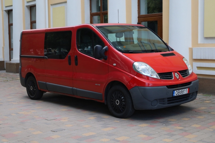 Латвійські волонтери передали автомобіль для підтримки ветеранів Звягеля та обговорили партнерство