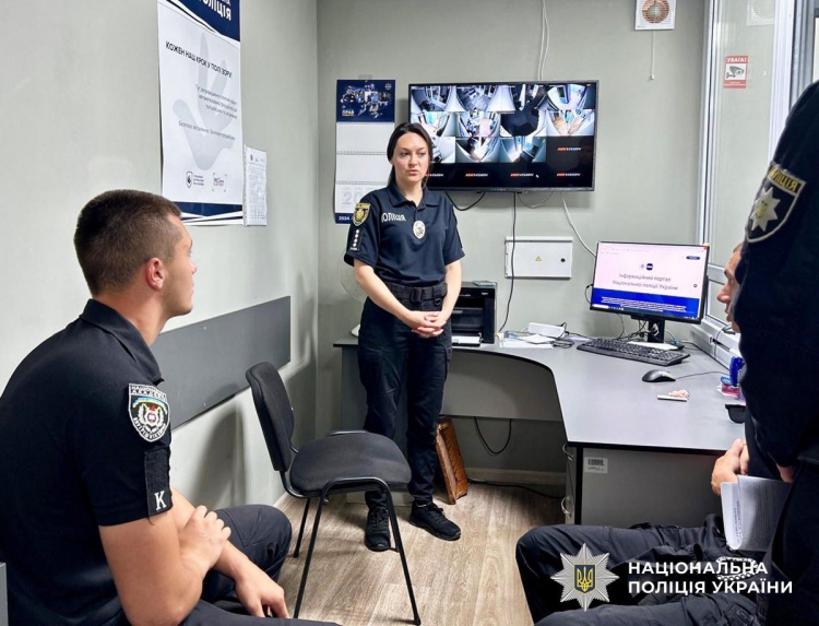 У Звягелі майбутні офіцери поліції вивчають організацію роботи із забезпечення прав затриманих