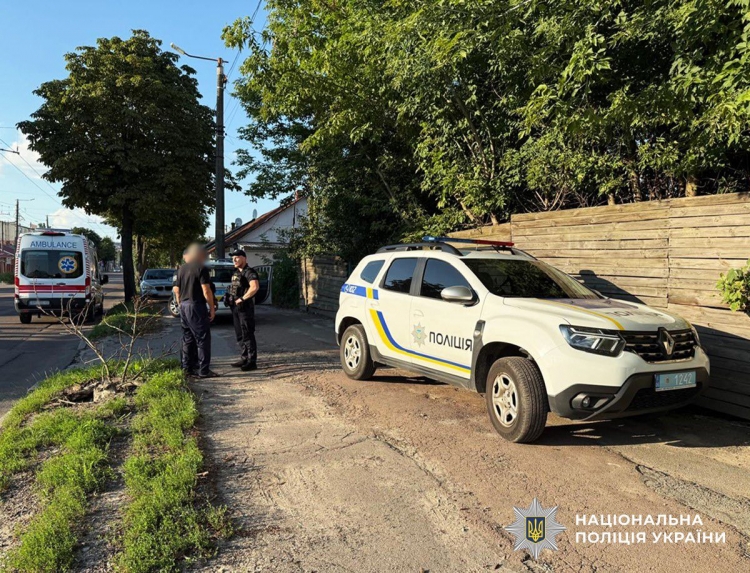 У Житомирі 17-річна дівчина вбила свого хлопця через ревнощі