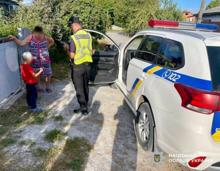Звягельські поліцейські повернули додому 5-річного хлопчика