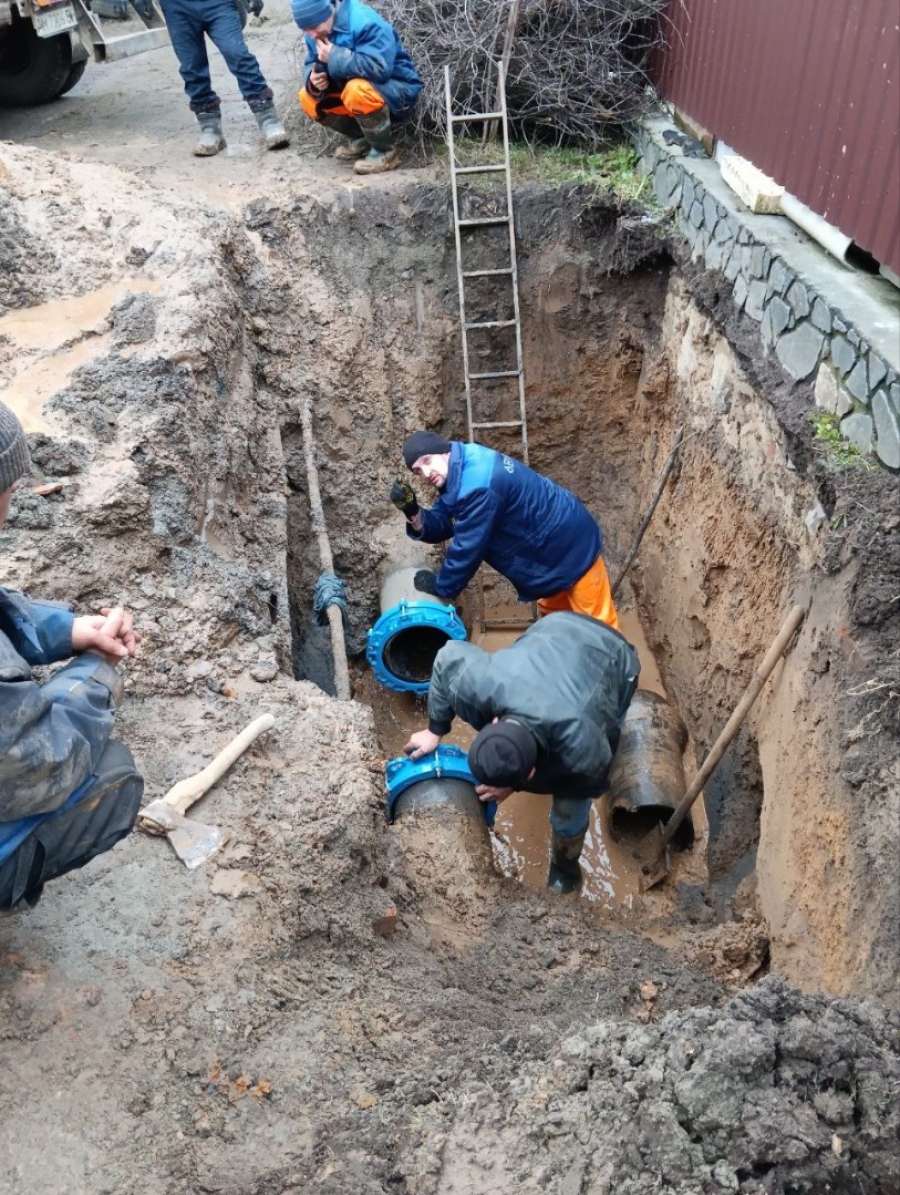 Водоканал оперативно ліквідував прорив на трубопроводі діаметром 300 мм