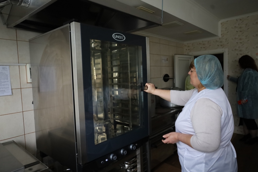 У Звягелі продовжується втілення у життя реформи шкільного харчування
