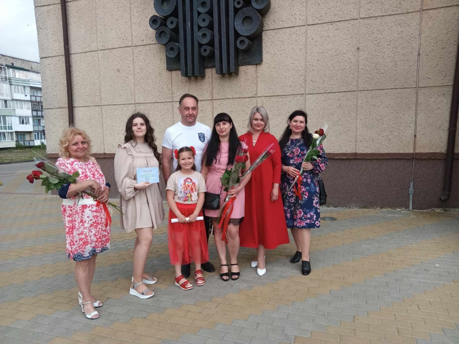 «Вибиратися з окупованого Луганська було важко і страшно…» Як мистецтво допомагає переживати війну