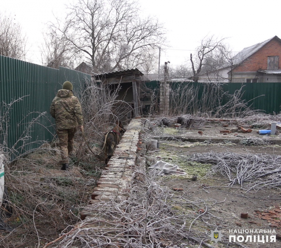 Поліцейські ліквідували нарколабораторію та викрили її організатора й дилерок