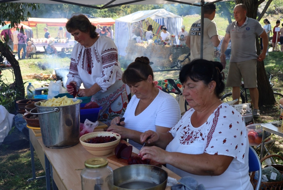 «Молодіжний борщ» — у Звягелі