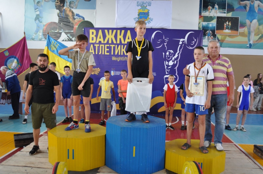 Спортсмени Звягельщини здобули 8 нагород на турнірі з важкої атлетики