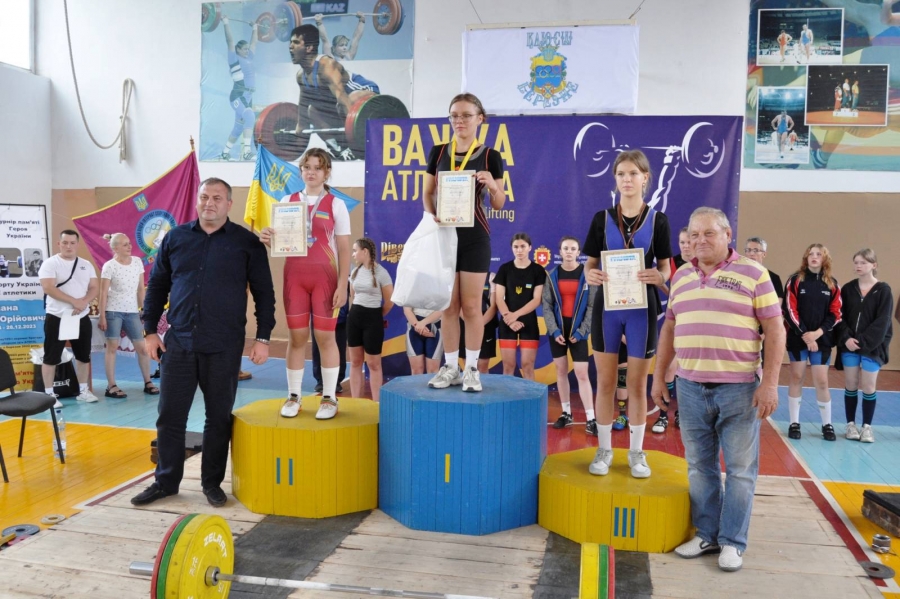 Спортсмени Звягельщини здобули 8 нагород на турнірі з важкої атлетики