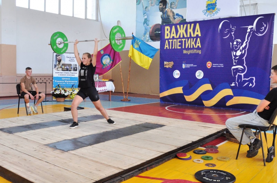 Спортсмени Звягельщини здобули 8 нагород на турнірі з важкої атлетики