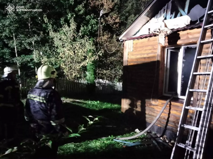Пожежа в храмі на Звягельщині — вогонь знищив покриття та майно всередині