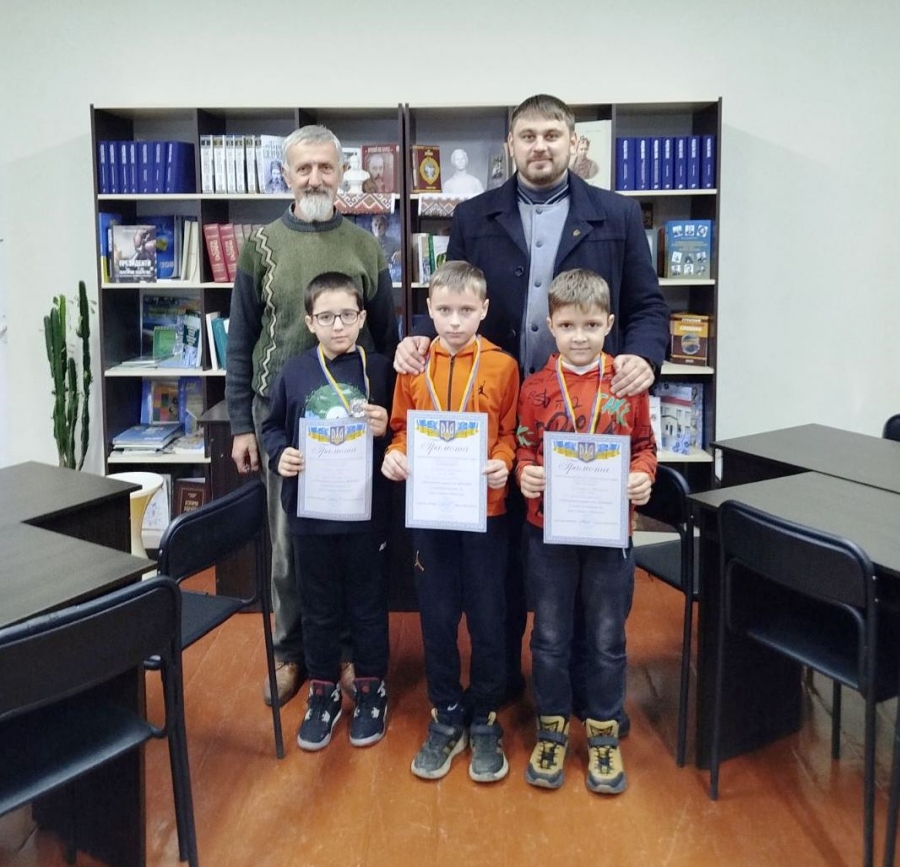 Відбулася відкрита першість ДЮКФП зі швидких шашок до Дня Святого Миколая