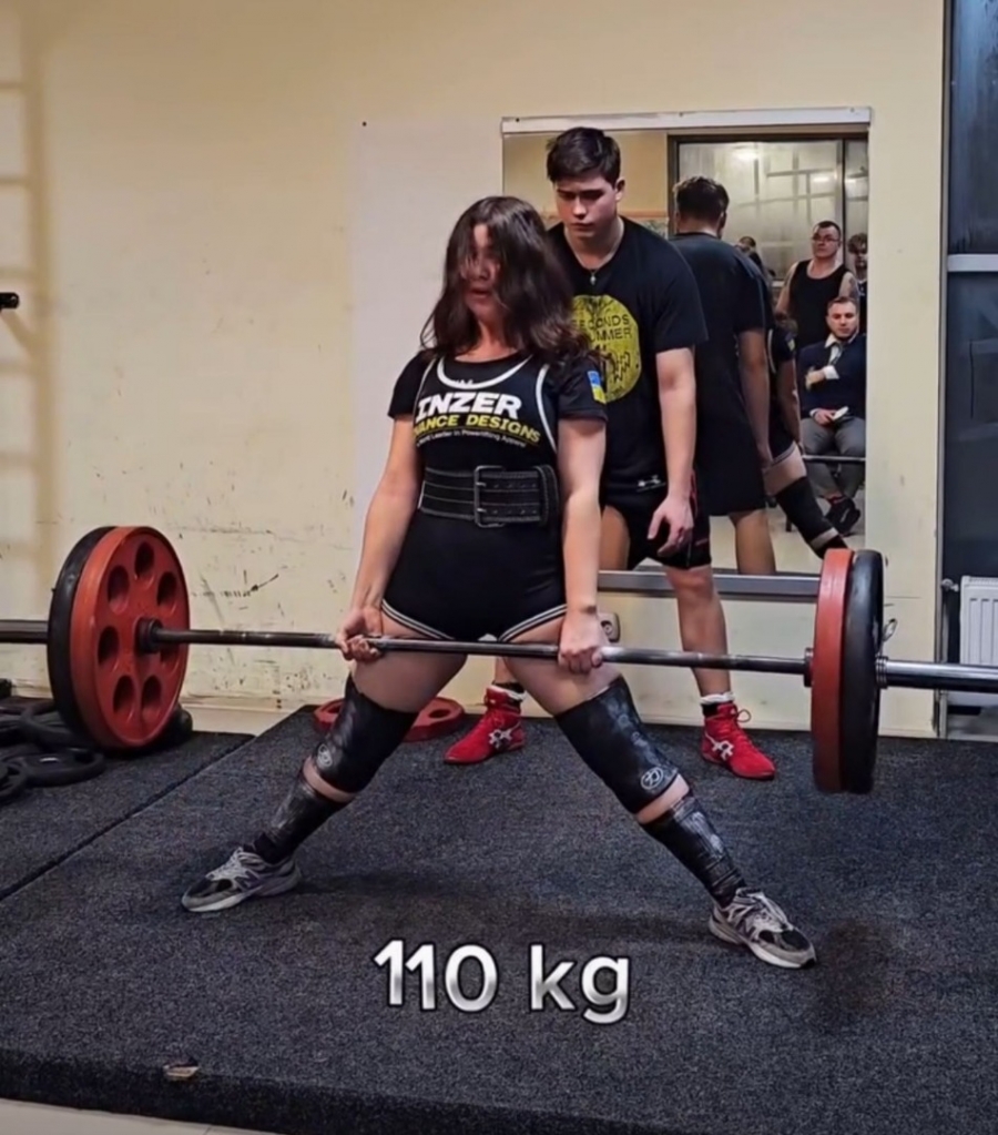 Звягеляни успішно виступили на чемпіонаті області з пауерліфтингу й класичного жиму лежачи