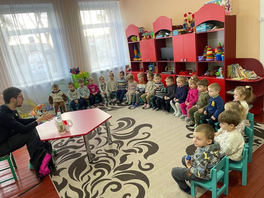 Мандрівний учитель-чарівник: «Кожного дня працюю в новому місті»