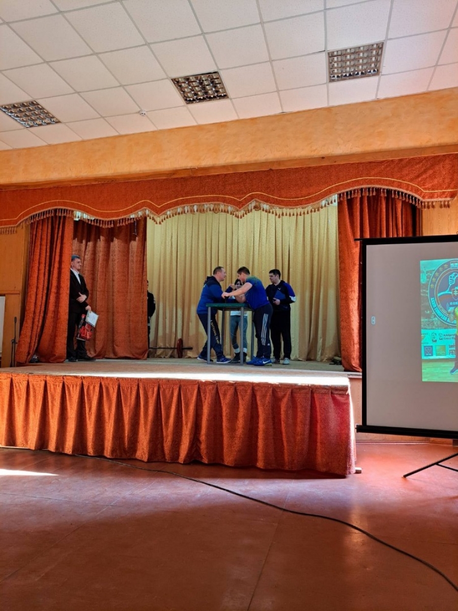 Спортивно-виховна година — для студентів Звягельського вищого професійного училища