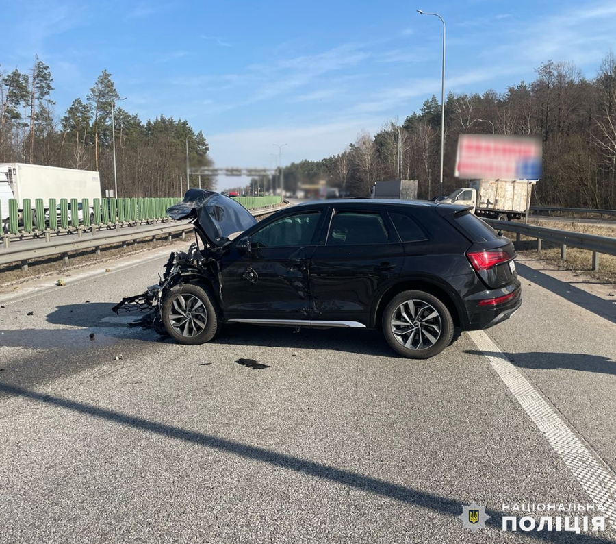 Житомирські слідчі додатково встановлюють свідків ДТП, в якій загинули троє людей