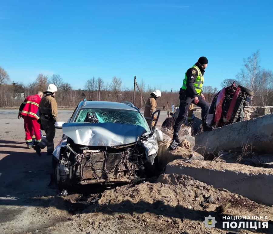 У ДТП в Романівській громаді загинув водій легковика, ще троє людей травмовано