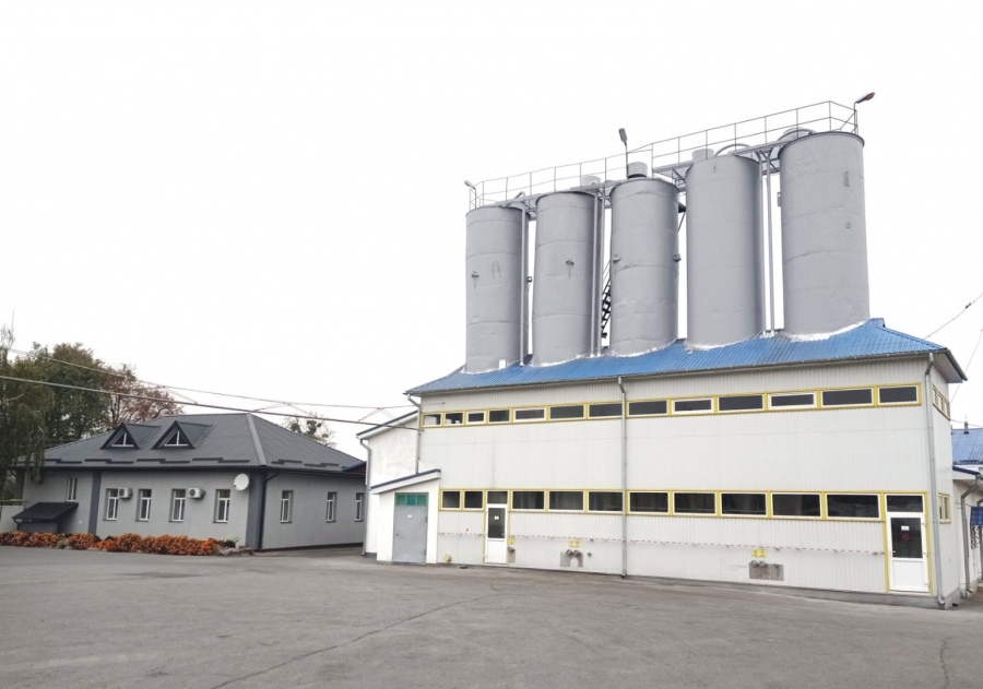 Пекар за 40 років виготовляє стільки батонів, що охоплюють пів земної кулі