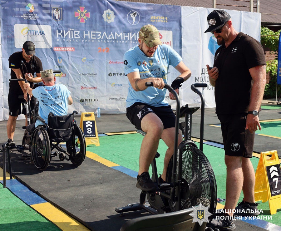 Поліцейські Житомирщини взяли участь у спортивно-патріотичному заході «Київ Незламний»