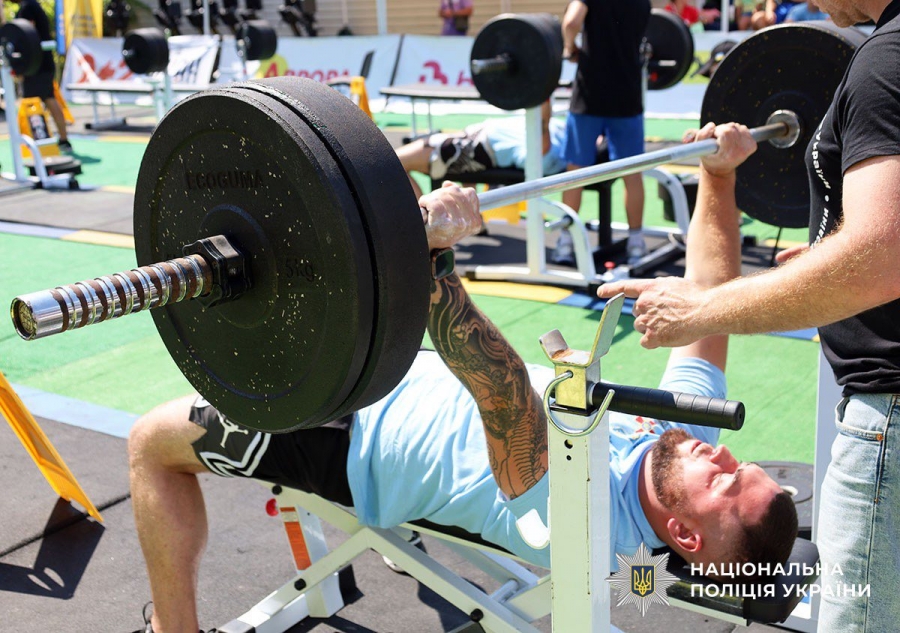 Поліцейські Житомирщини взяли участь у спортивно-патріотичному заході «Київ Незламний»