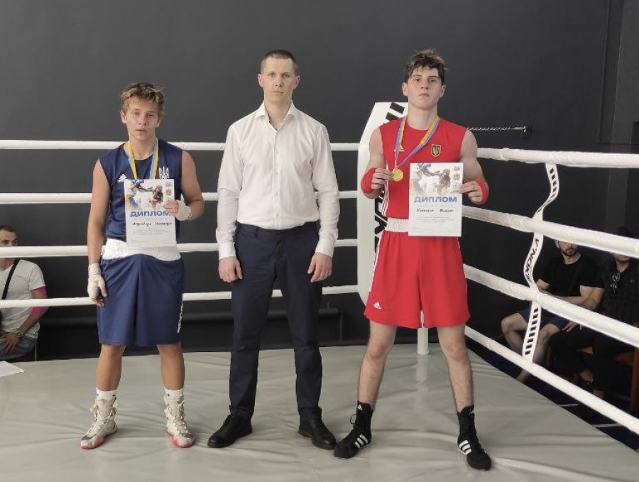 Звягельські боксери — серед найсильніших в області!