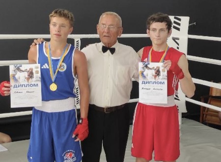 Звягельські боксери — серед найсильніших в області!