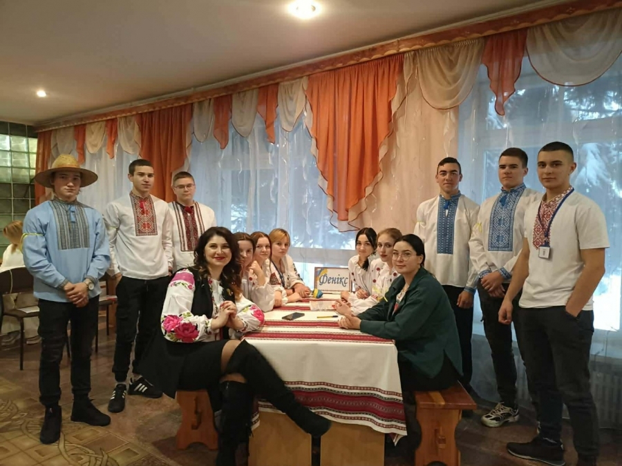 Нові виклики і стереотипи: як освітянам в умовах війни правильно виховувати патріотизм?