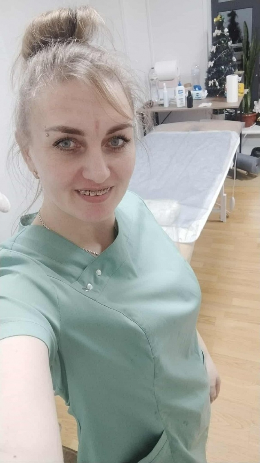 «Я не роблю просто масаж. Я торкаюся історій, що живуть у м’язах»