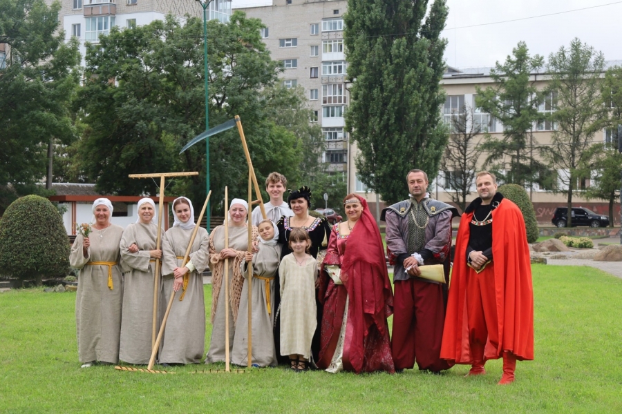 «Не уявляла себе режисером театру після визнаних професіоналів театральної справи»