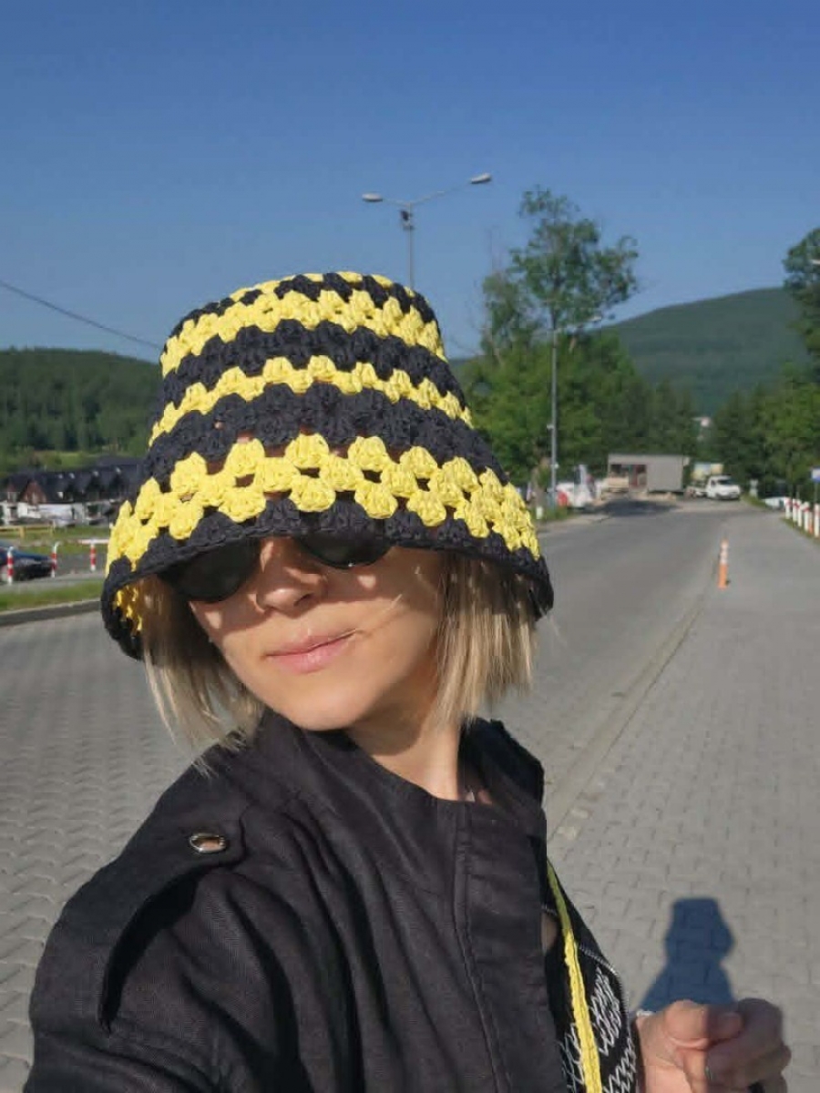 Магія вузлів: жінка, яка плете красу
