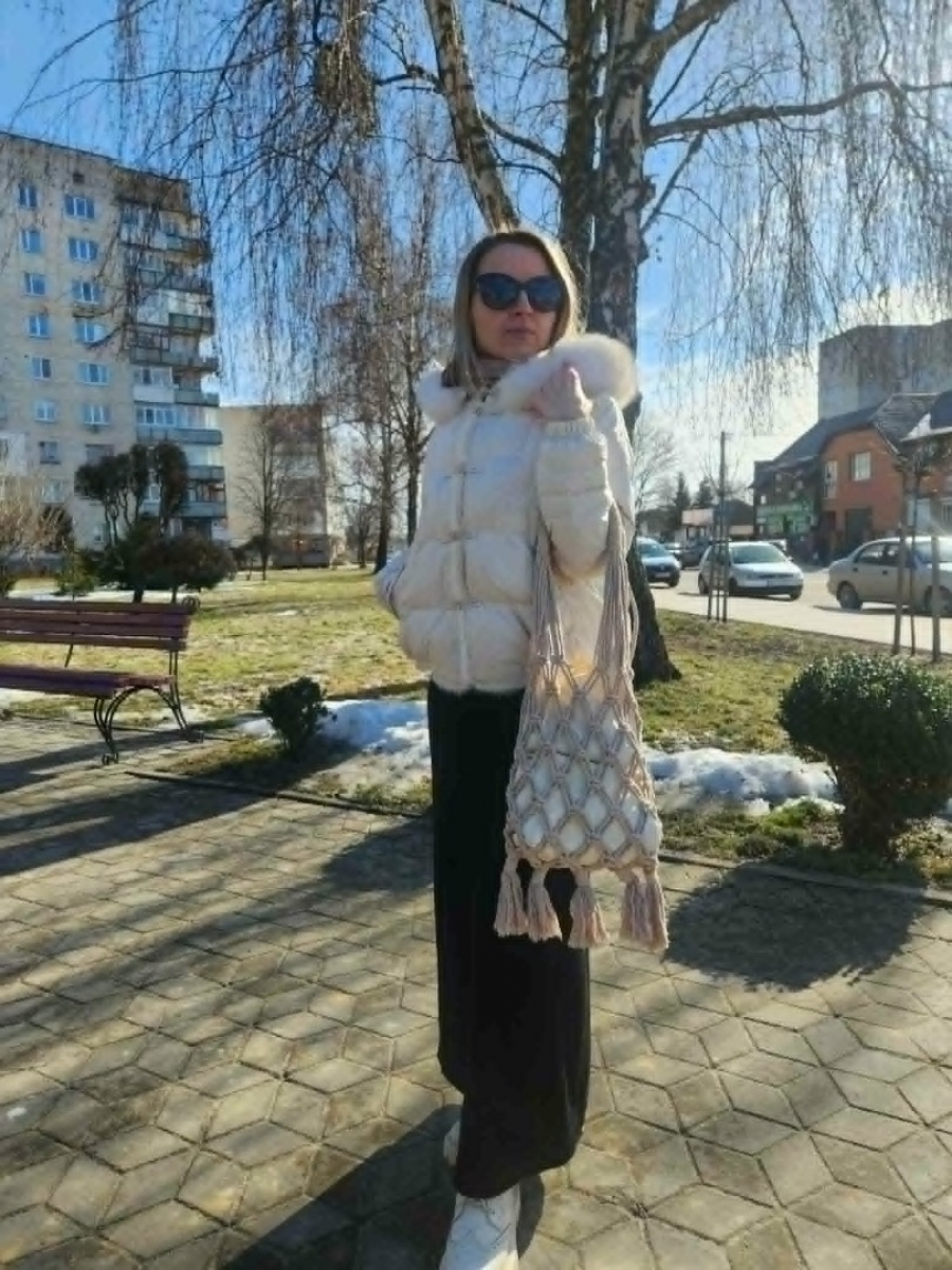 Магія вузлів: жінка, яка плете красу