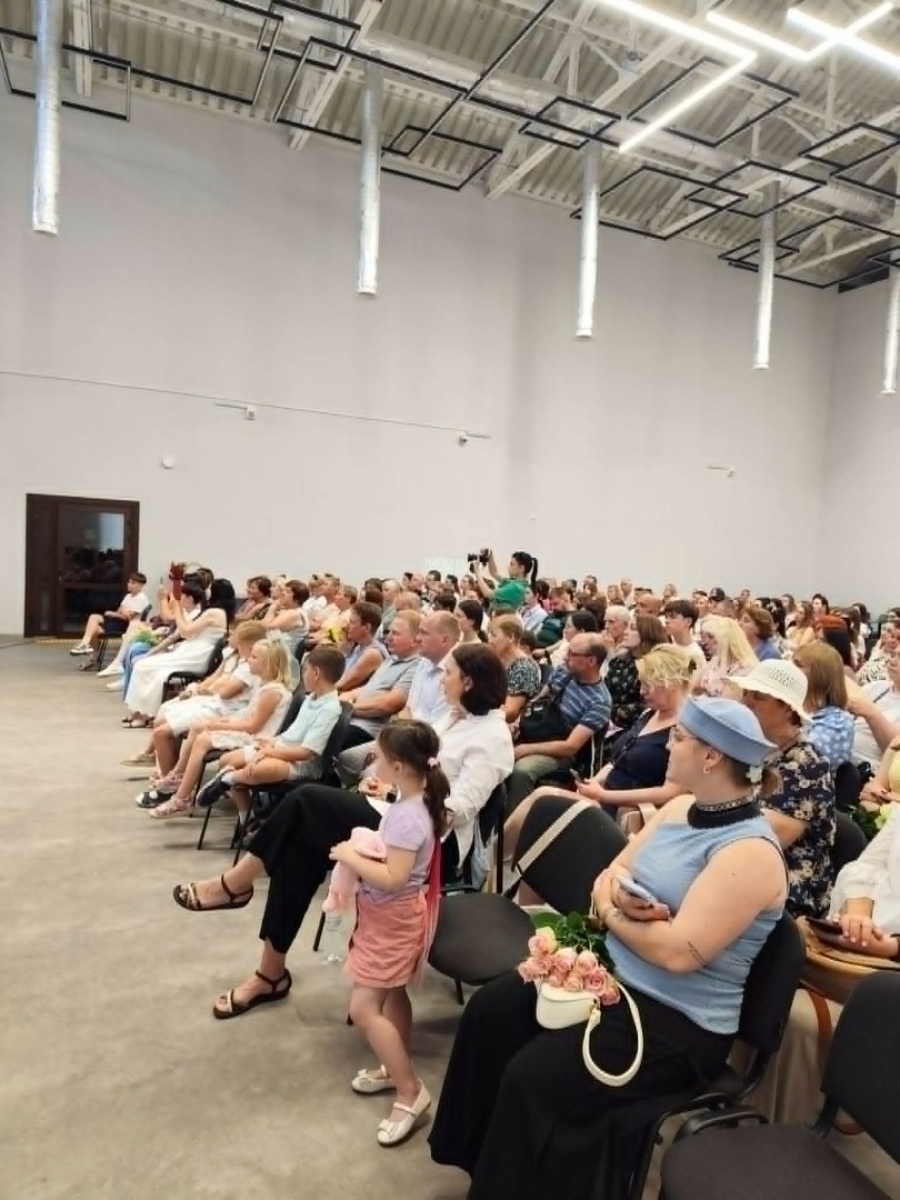Вистава про тих, хто втратив на війні близьких людей: «Нас не видно, але ми є серед вас»