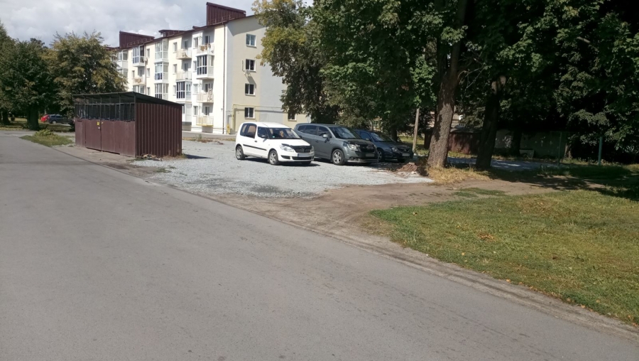 Нова парковка — результат співпраці влади та бізнесу